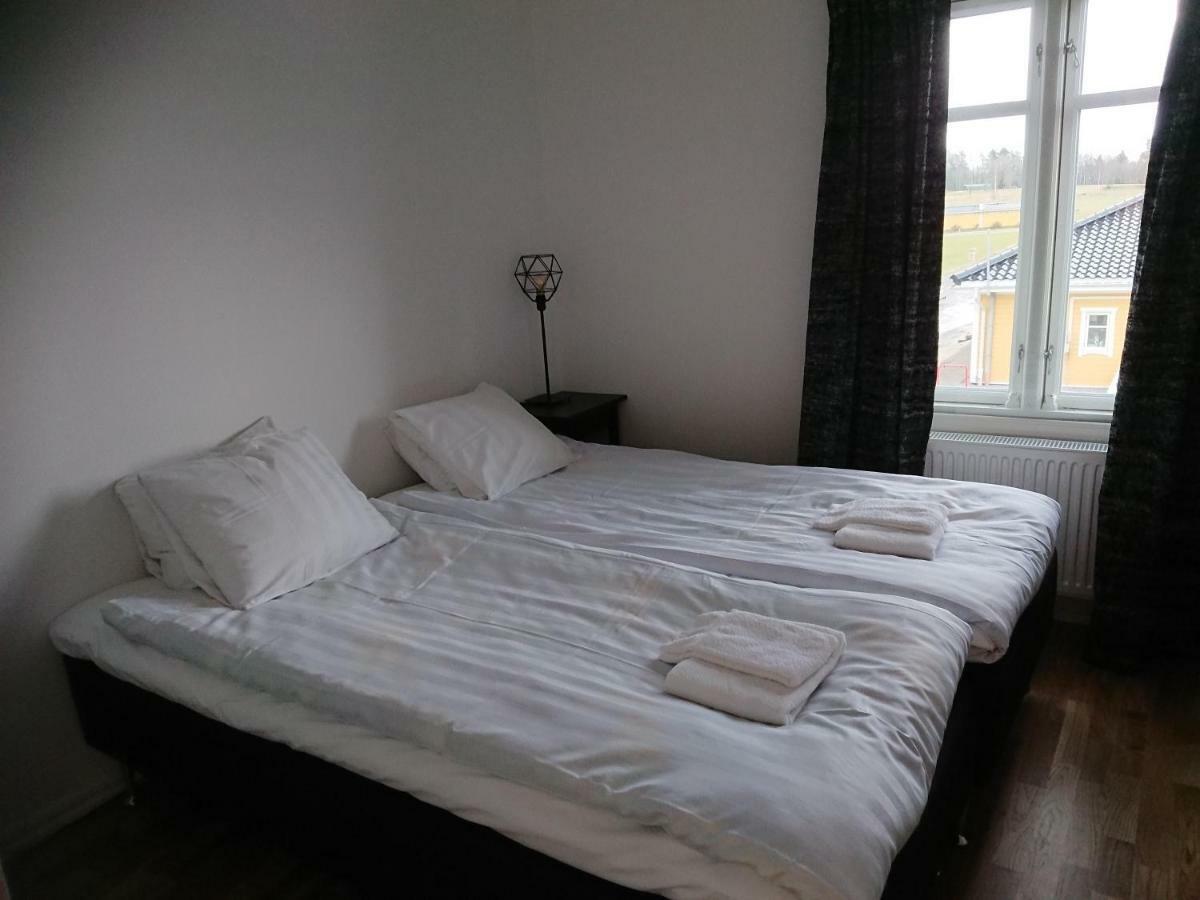 Melleruds Golfklubb Bed & Breakfast エクステリア 写真
